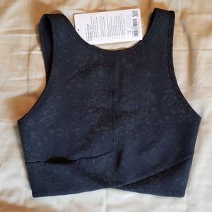 Energetic edge cropped tank